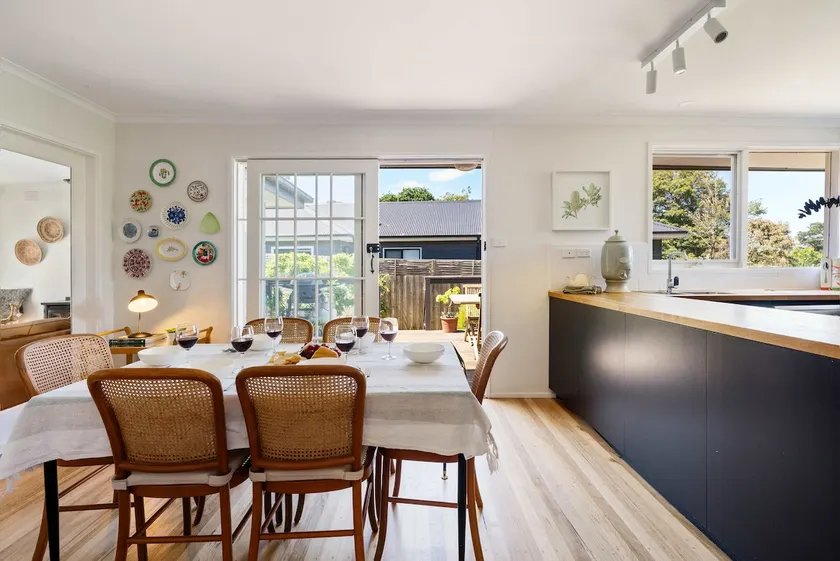 Wildwood Cottage - Village, Beach, Wineries - Image 1