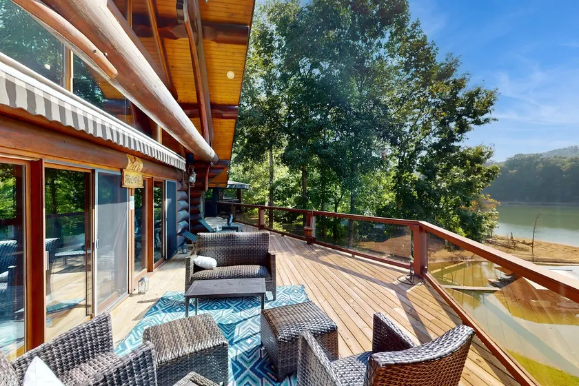 Hot Tub + Dock! Waterfront Norris Lake Log Home - Image 1