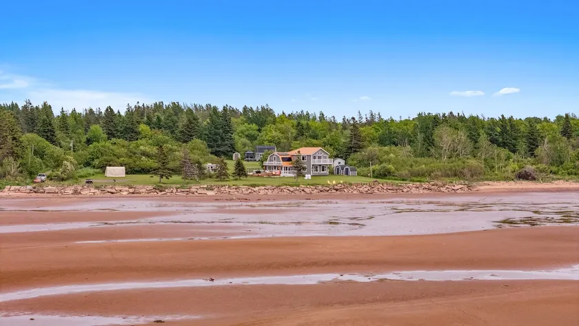 *NEW* St. Chrysostome Beachfront Vacation Home - Image 1