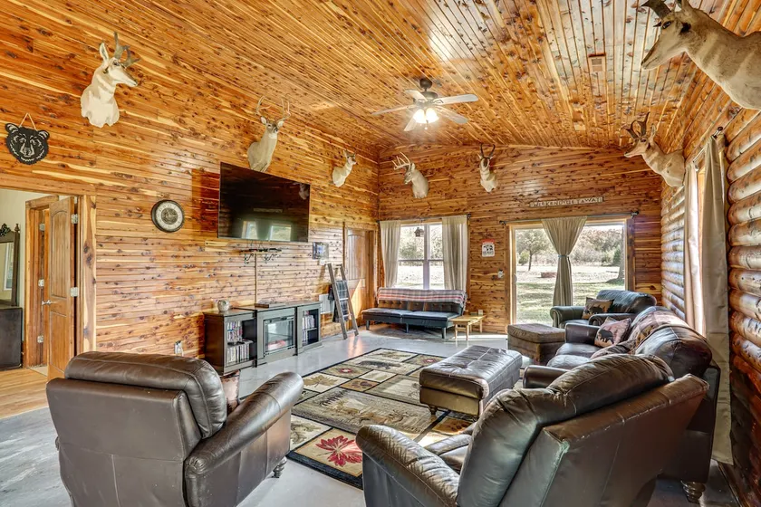 On 17 Acres! Countryside Retreat in Louisburg - Image 1