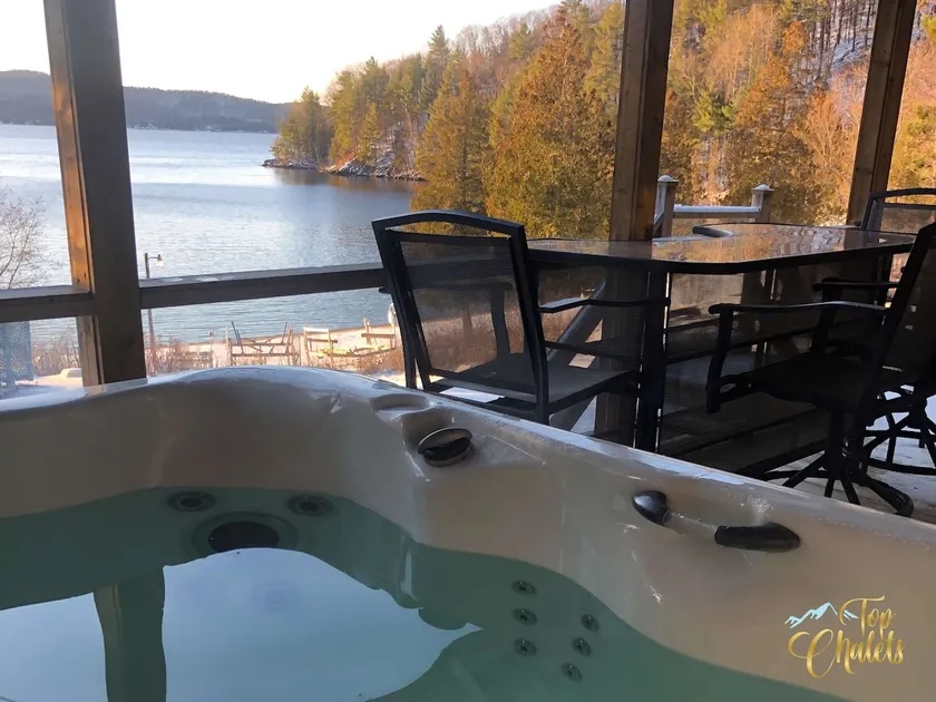 LAKE Simon, SPA, private BEACH, 4 bedroom, 2 priva - Image 1