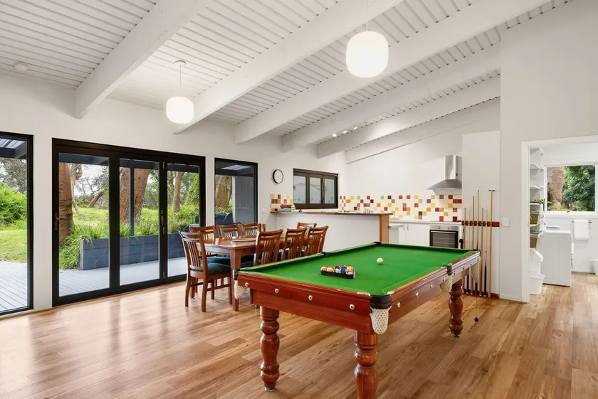 Banksia Waterfront Beachhouse - Image 1