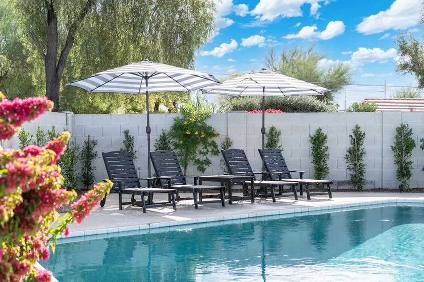 NEW The Palmera - Updated 4BR with Private Pool - Image 1