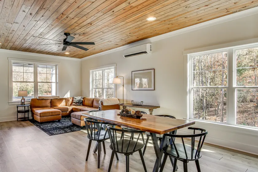 Unplugged Getaway on Lake Secession! Home w/ Dock - Image 1