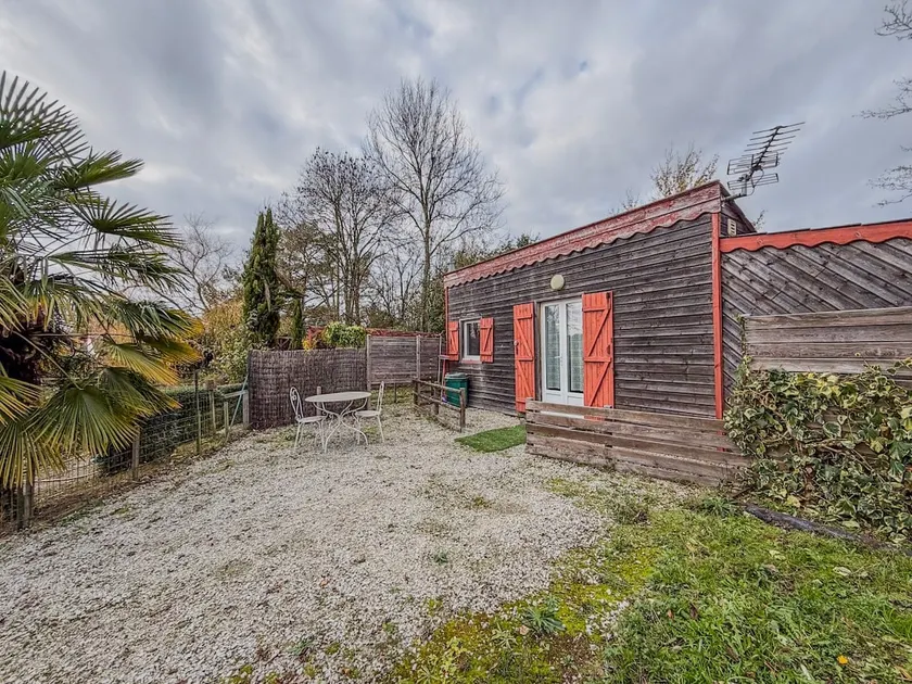 Your Ideal Cottage in the Countryside with Parking - Image 1