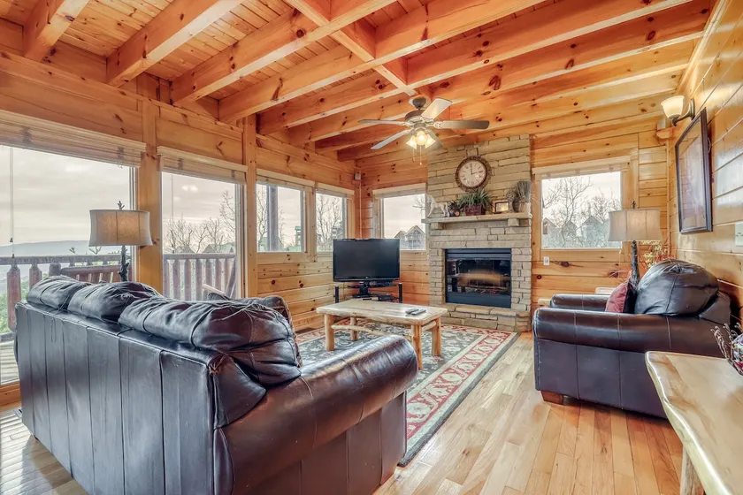 2 Story Homey Cabin Sleeps 6 Hot Tub Shared Pool - Image 1