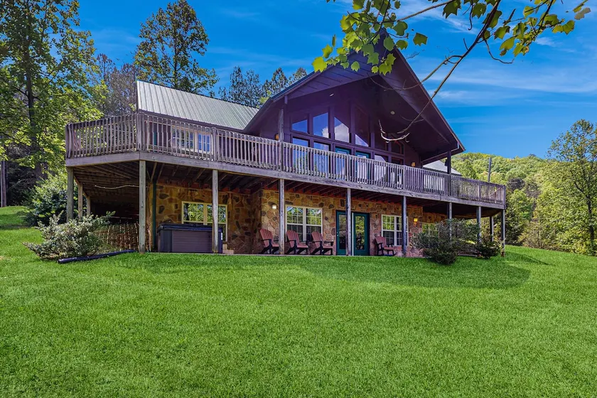 11 Mi to DT PIgeon Forge・Hot Tub・Grill・Pool Access - Image 1