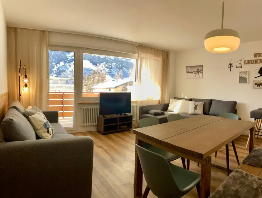 Large 1 bedroom - Free parking - Dream views- - Image 1