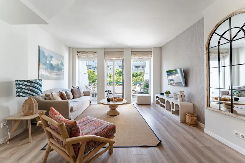 MalagaSuite Duplex Marbella with Parking - Image 1
