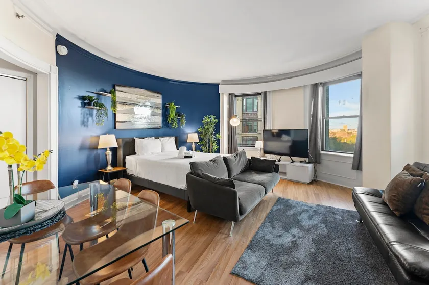 Beautiful 1BR in Downtown Boston 1655 - Image 1