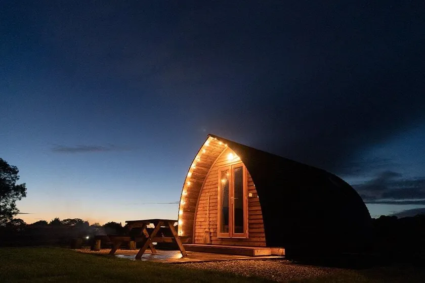 Cosy Rural Cabin in Lancashire - Image 1