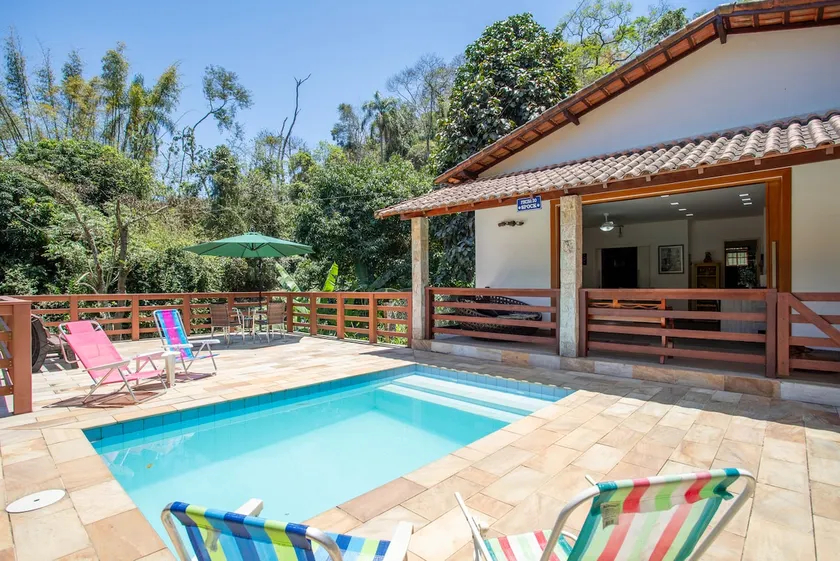 Ranch with Pool, Games and Home Office Space - Image 1