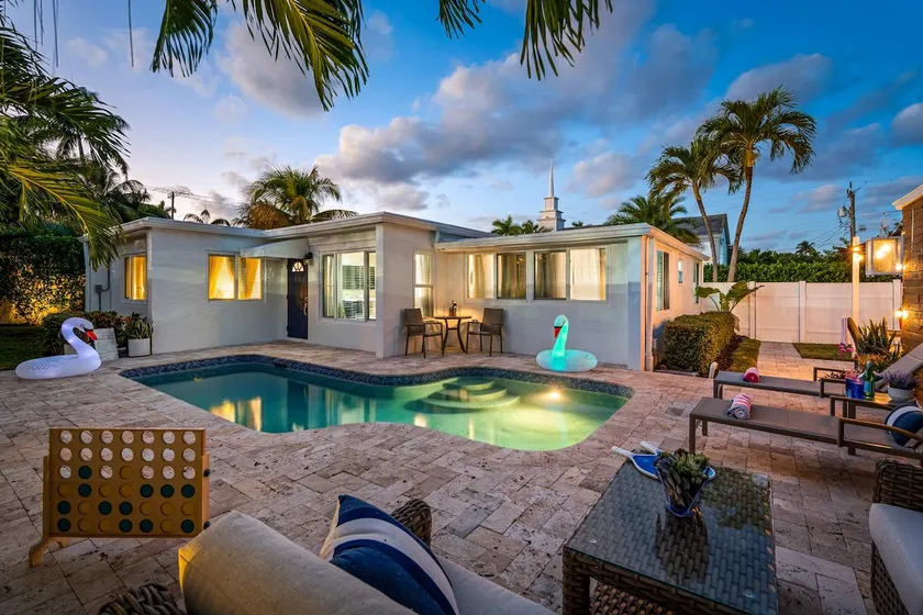 3 Br Heated Pool Villa near Downtown Delray Beach - Image 1