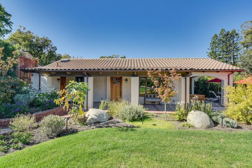 Los Gatos Guest Cottage: 2 Miles to Netflix HQ! - Image 1