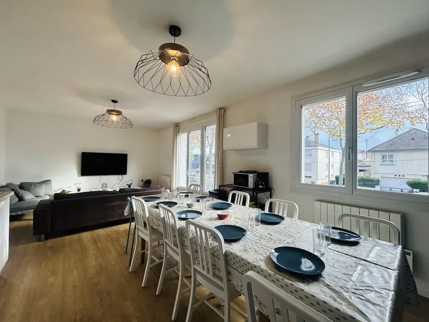 Casa Grand Groupe - Image 1