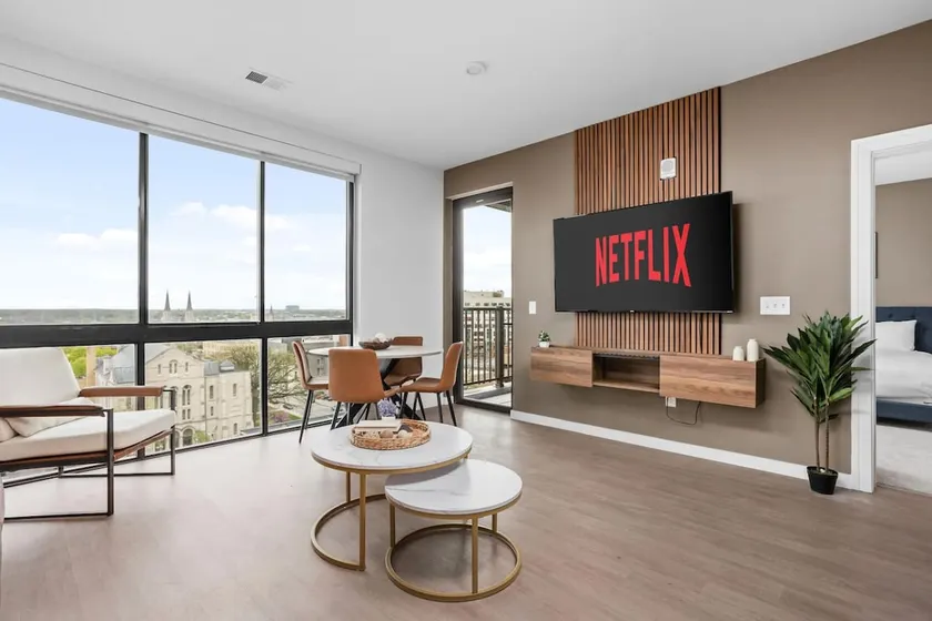 A+ Spacious Luxury 2BR | Pool+Lounge+Parking - Image 1