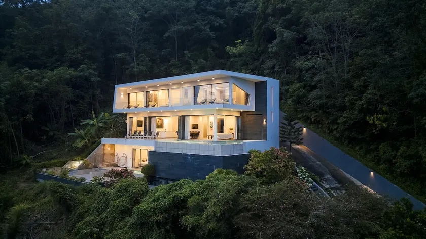 Lapista 6 Bedroom Luxury Vila - Image 1