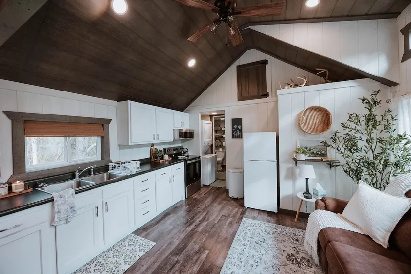 Quiet Forest Hideaway Near Fredericksburg - Image 1