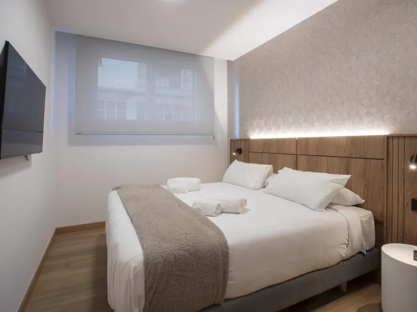 UHARTE SUITES Gernika - Image 1