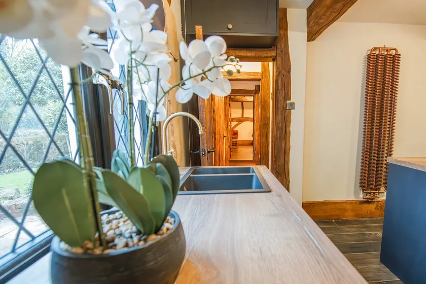 Luxury Doncaster Cottage - Free Parking - Image 1