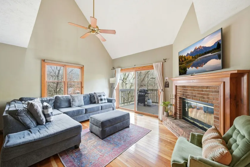 The WoodView Hideaway Hot Tub Game Room MORE - Image 1