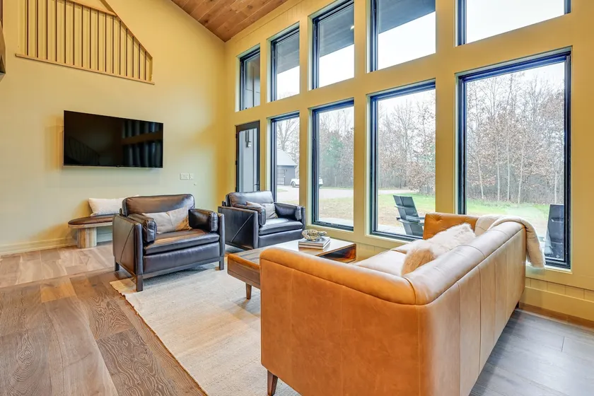 Modern Necedah Home: Hot Tub, Woods & Lake Access - Image 1