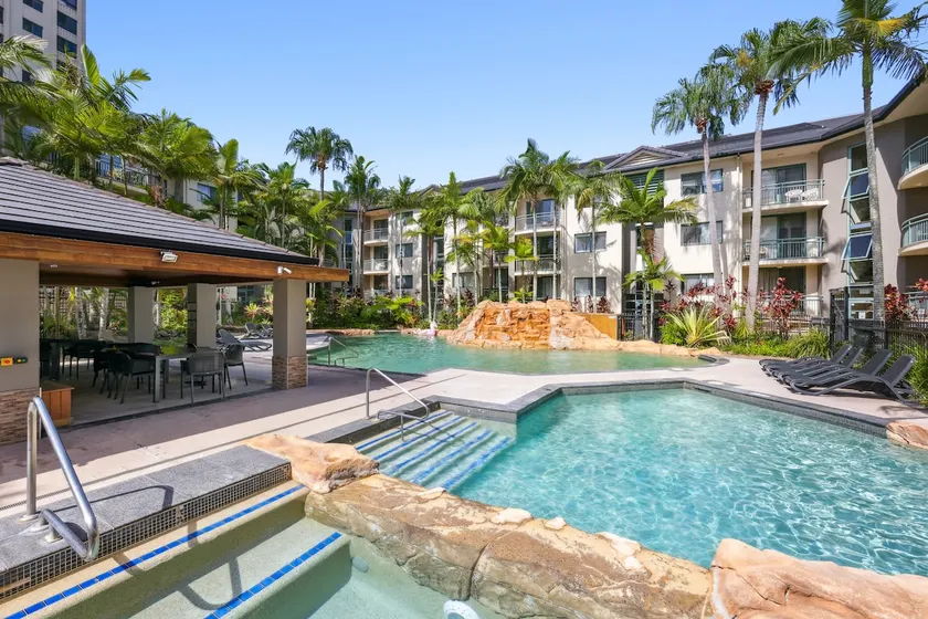 2-Bed Beachfront Escape with Pool and BBQ Access - Image 1