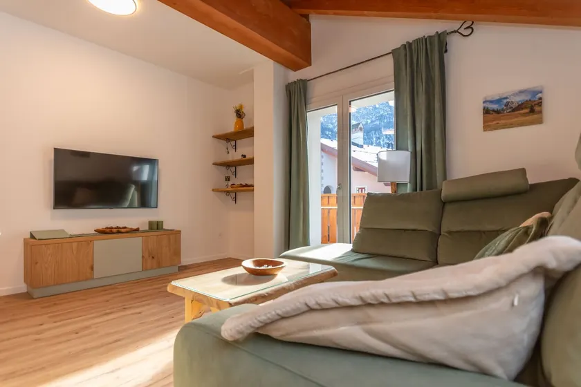 Hapina Dolomiti with Garage - Image 1