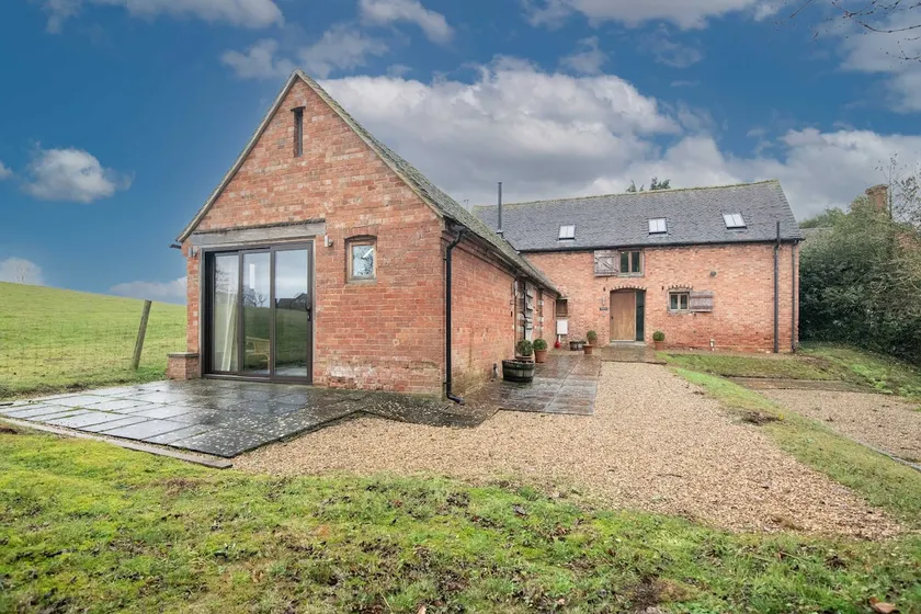 Cressida Barn - Image 1