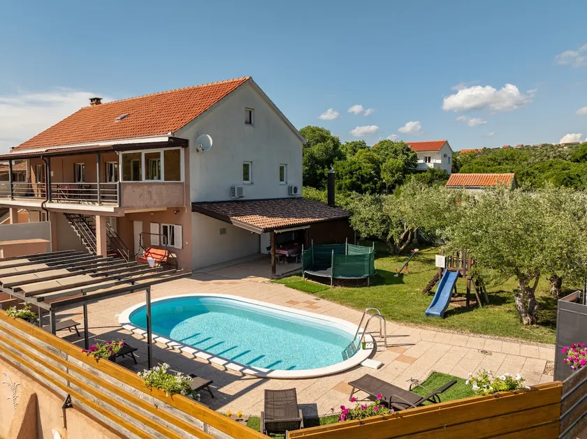 Villa Dandelion - Image 1