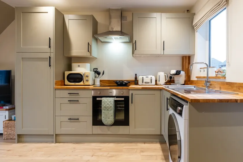 Stunning 2 Bedroom Home in Bourton-on-the-Water - Image 1