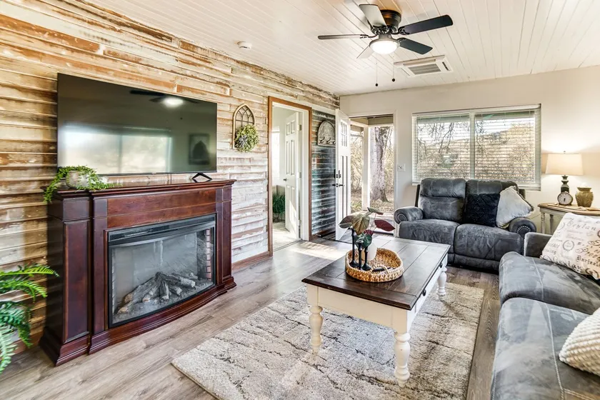 2 Mi to Clear Lake: Pet-Friendly Lakeport Retreat! - Image 1