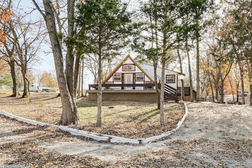 5 Mi to Old Odessa: Cabin w/ Deck & Rural Views - Image 1