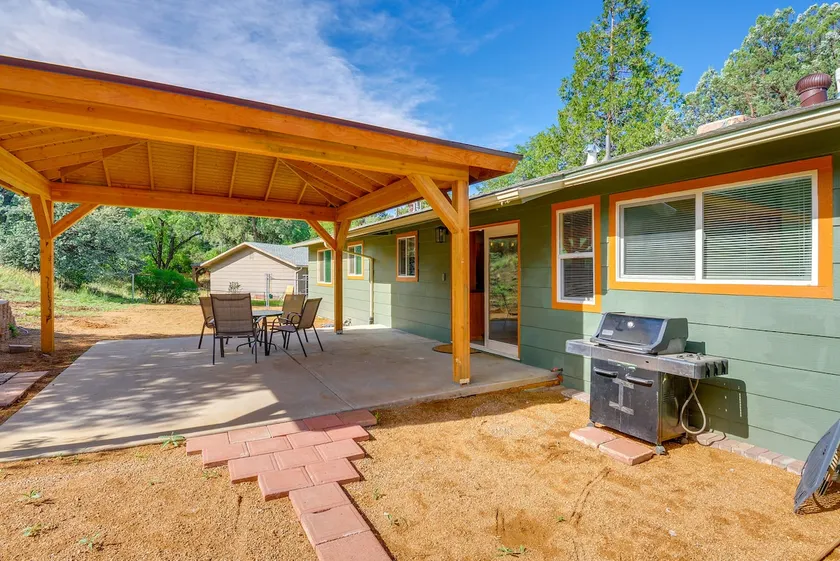 Dog Friendly! Peaceful Wooded Retreat in Prescott - Image 1