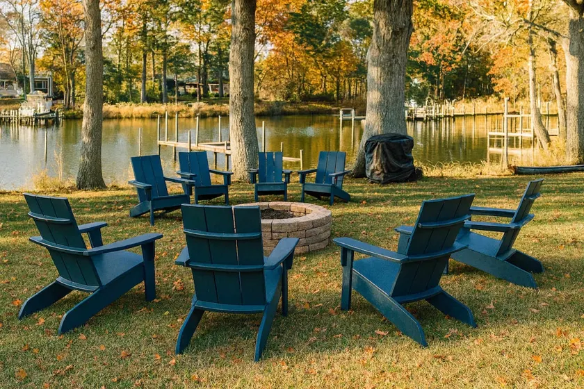 Waterfront w Private Dock Firepit Bunk Room - Image 1