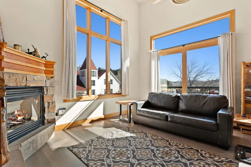 Spacious Dtwn Estes Park Loft Condo: 4 Mi to RMNP - Image 1