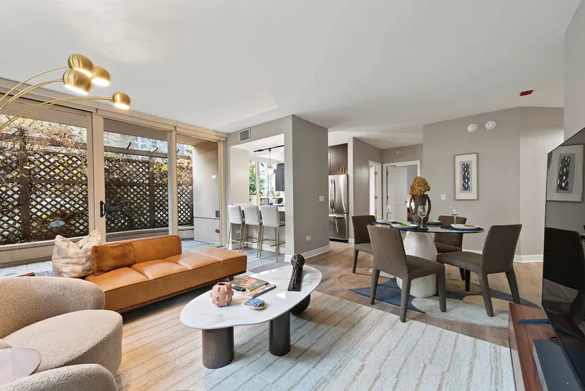 Designer 3BR with Resort Amenities and Balcony - Image 1