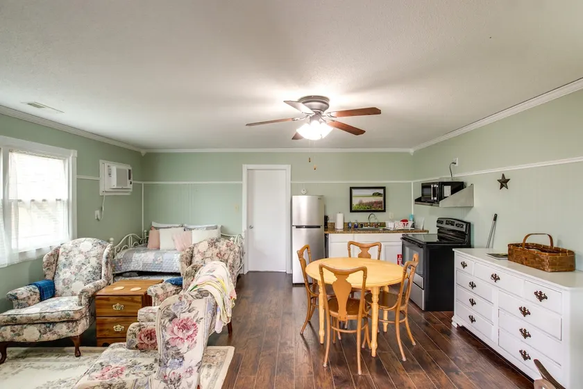 Comfy, Freshly Remodeled Apt Near Nauvoo Temple - Image 1