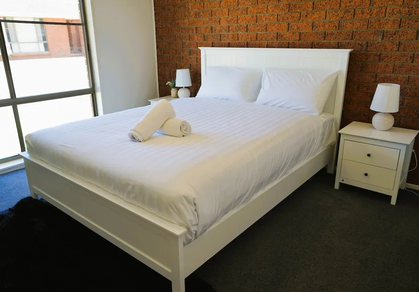 Denman Serviced Apartments - Image 1
