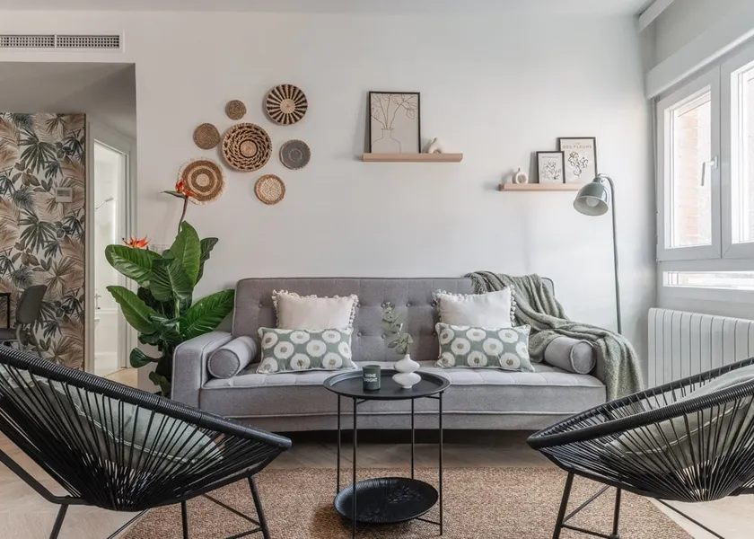 Bright cozy - 2 Bdrs 2 Baths -Barrio Salamanca - Image 1