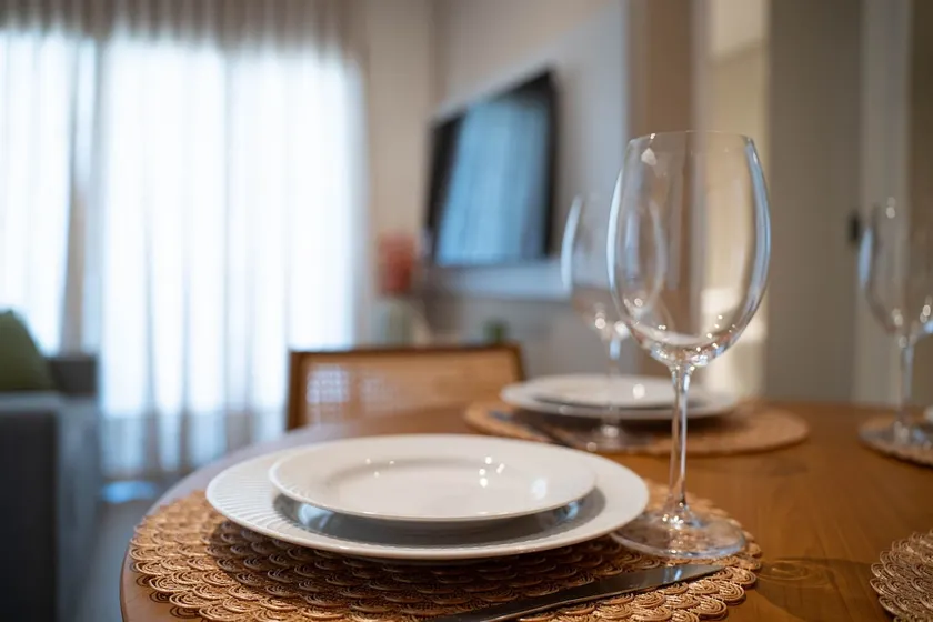 55B Sophisticated Apartment no Moov Smart Home - Image 1