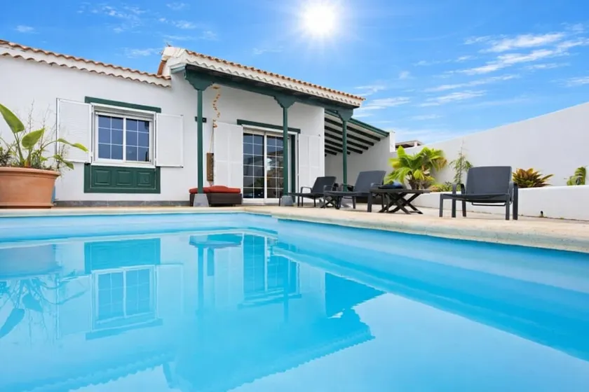 Eden Rentals Abades Luxury - Image 1