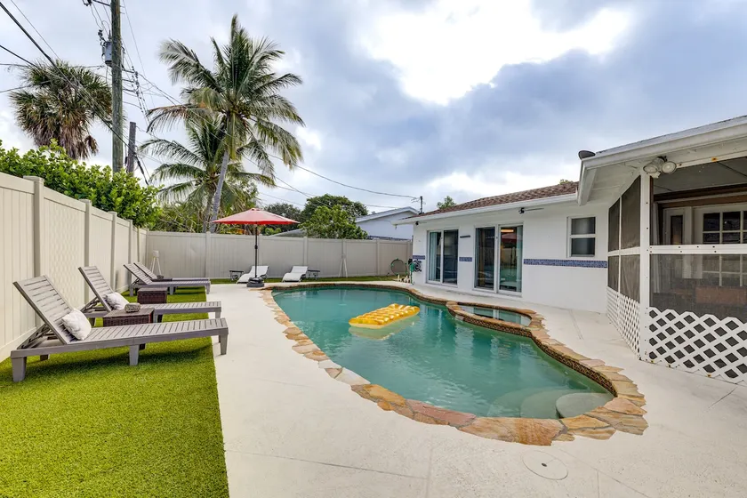 Relax & Play! Home 2 Mi to Delray Public Beach - Image 1