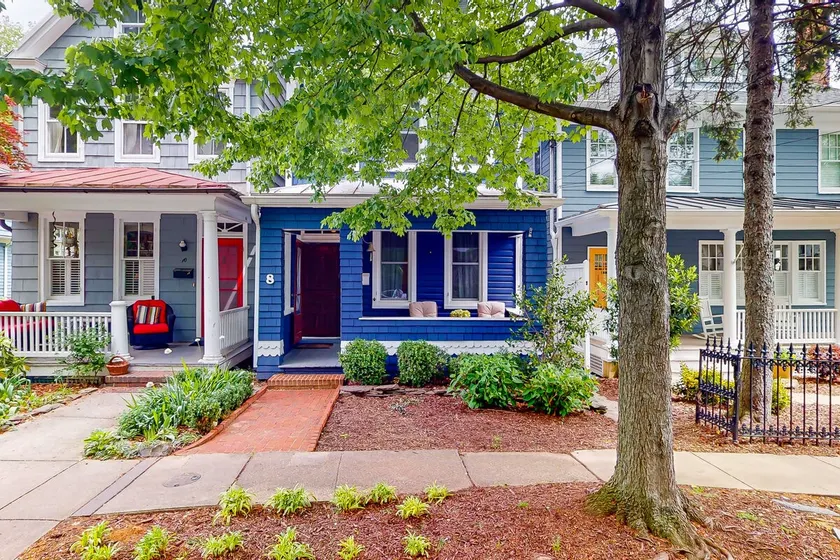 4BR | Downtown | Pet Friendly | Back Patio - Image 1