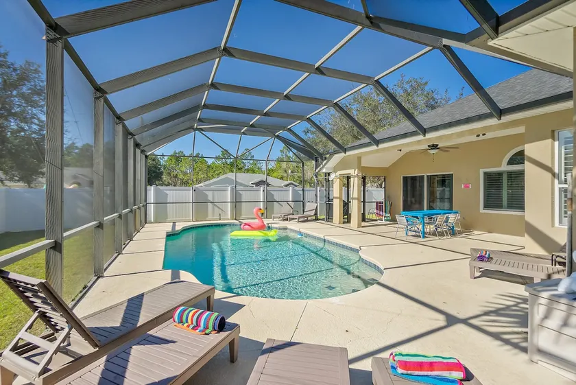 Screened Pool |Dog Friendly| Game Room | Sleeps 10 - Image 1