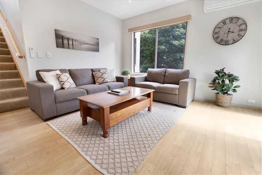 Bungaree: 3BR w/ bush view and shared pool access! - Image 1