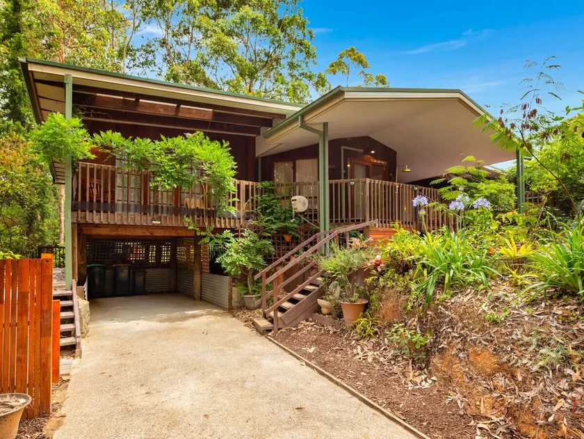 The Lilli Pad- A Tranquil Garden Stay - Image 1