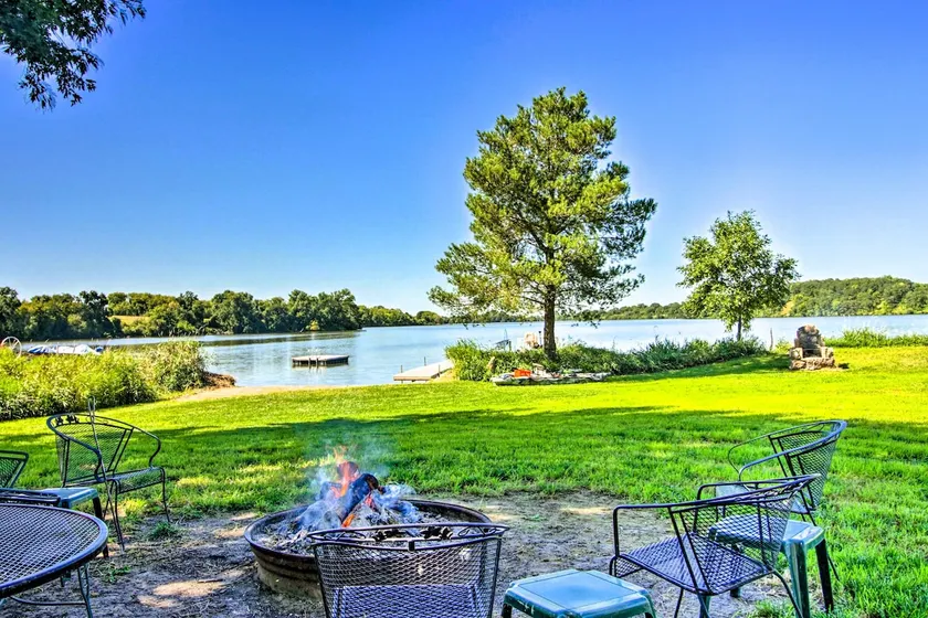 Quam Lake, Private Dock & Beach (near Alexandria) - Image 1