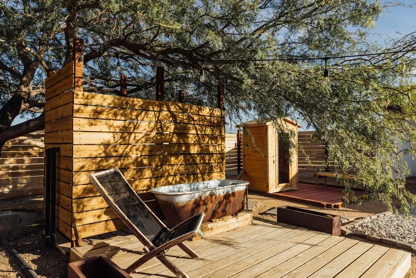 Jupiter Studio Retreat - Image 1