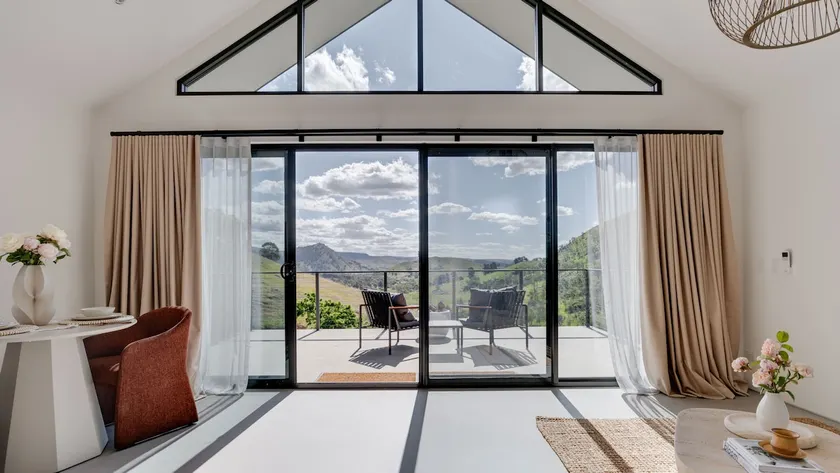 Villa Minto | Luxury Flower Farm Stay - Image 1